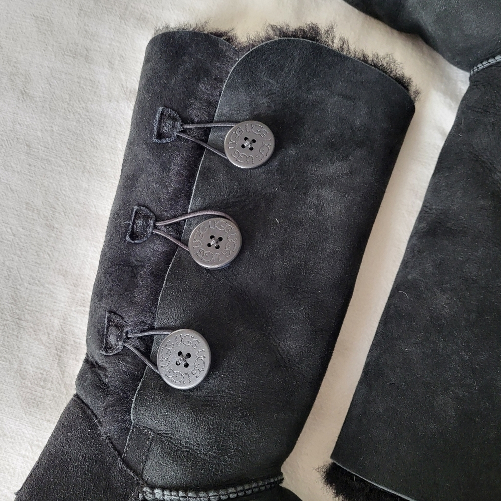 Ugg Bailey Button Triplet Button Black Suede Tall… - image 4